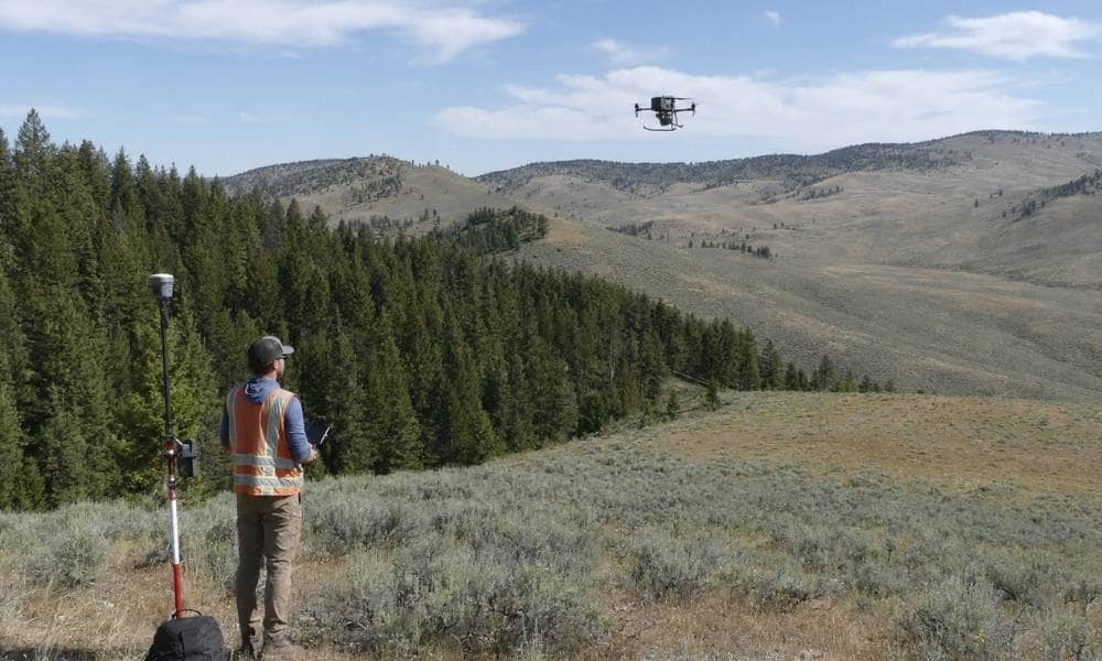 Idaho drone lidar - ALTA SURVEY Idaho A field technician uses Drone LiDAR to map timber and rangeland in Idaho