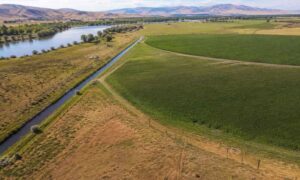 Idaho farmland showing irrigation water and property boundaries near agricultural land